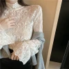 A new Korean-style women's wear with a stylish flared sleeve lace top for the 2020 autumn and winter season. Pair it with a fitted long-sleeved pullover base layer Specification image